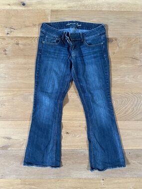 American Eagle Outfitters Artist Flare Jeans Women’s 12 Short